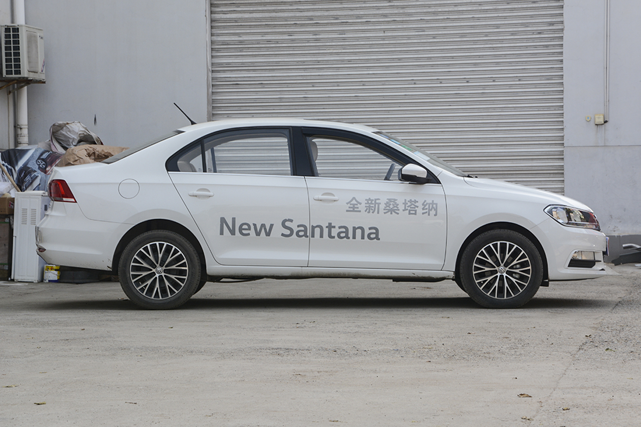 2017款桑塔纳浩纳1.6L自动豪华版