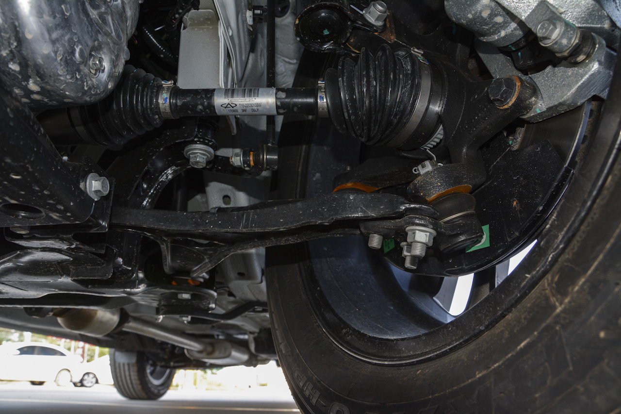 2018款瑞虎7 1.5T自动精英领先版