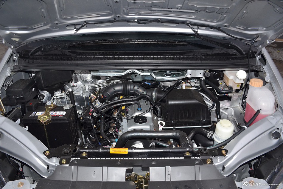 2017款东风风行菱智V3 1.5L 7座 手动标准型