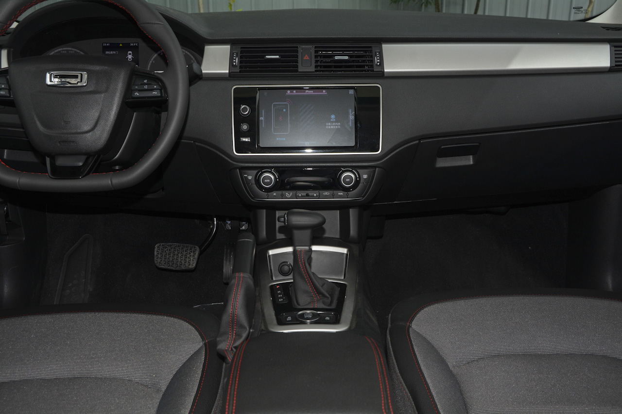  2018款观致3都市SUV 1.6T自动尊贵型