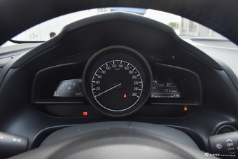 2017款马自达3昂克赛拉 三厢 2.0L 自动尊贵型