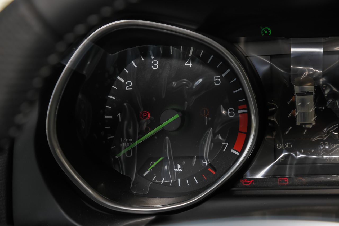 2016年北京BJ80 2.3T自动尊贵版