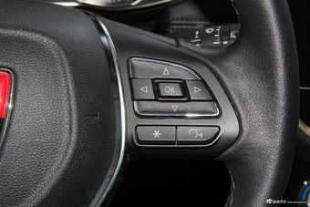 2018款荣威RX3 1.3T自动互联网智尊版