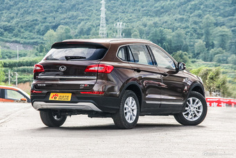 2016款幻速S6 1.5T 手动领先型 大地棕