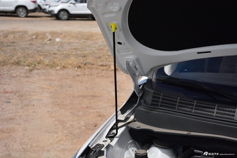 2017款凌轩1.5T手动乐活幸福型