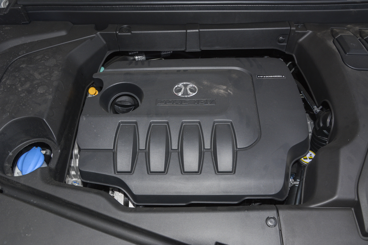 2018款北汽绅宝D50 1.5L CVT尊贵智联版 