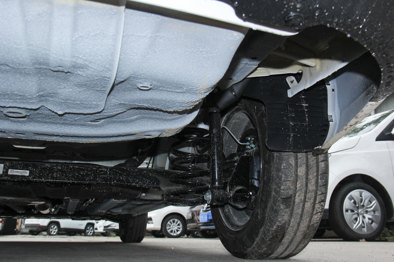 2017款宝骏310W 1.2L手动超值型