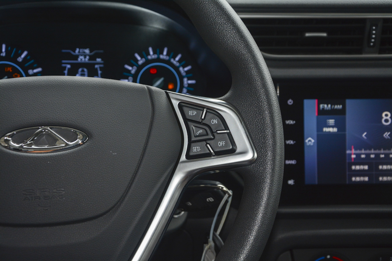 2018款瑞虎3 1.6L手动百万全球版