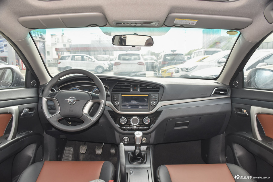 2017款海马M6 1.5T手动豪华型