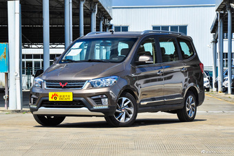 2016款五菱宏光S1 1.5L手动尊享型图片