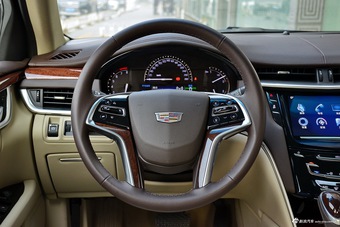 2017款XTS 2.0T自动28T精英型