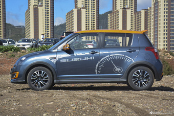 2013款雨燕1.5L手动20周年限量版