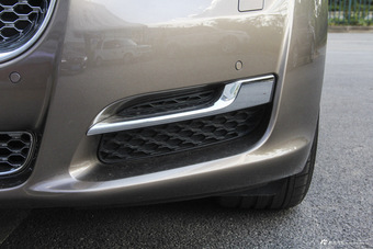 2015款捷豹XJL 3.0L自动SC两驱尊享商务版