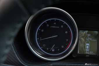 2018款众泰T300 1.5L自动尊贵型