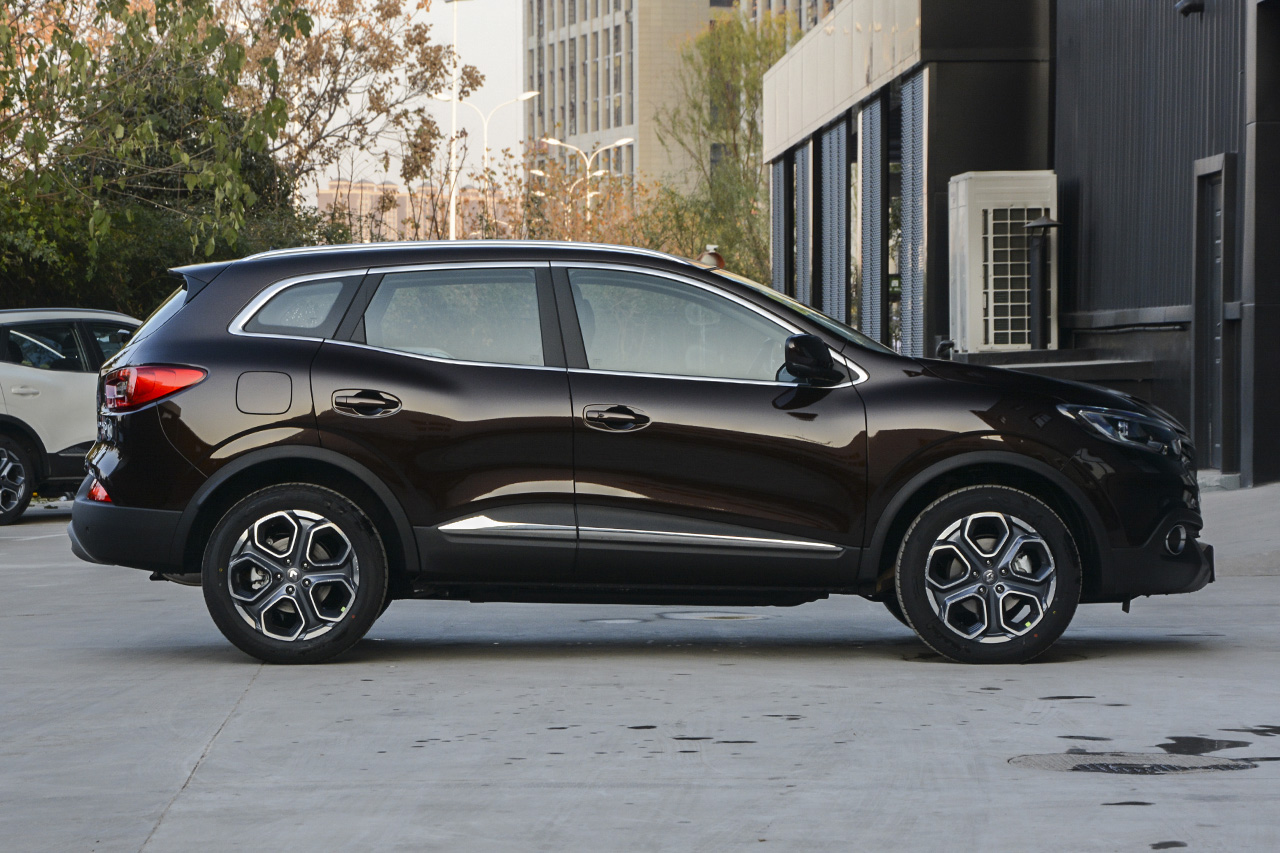 2017款科雷嘉2.0L自动豪华版