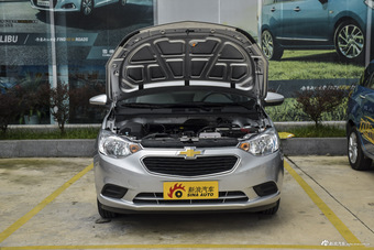 2015款赛欧3 1.5L手动理想版（天窗）