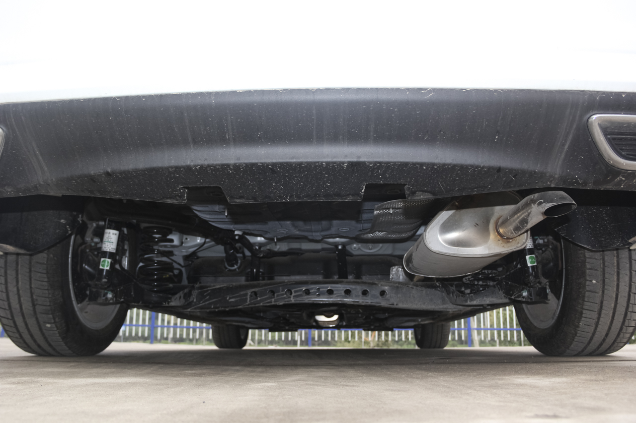 2017款荣威i6 1.0T自动互联网智享版16T