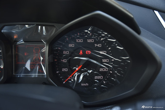 2015款风云2 1.5L手动新锐版