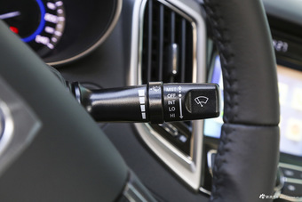 2016款逸动1.6L手动风尚型