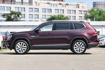 2017款途昂2.0T自动两驱旗舰版330TSI