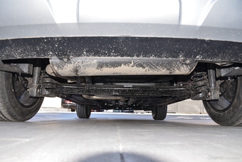 2017款奔腾X40 1.6L自动豪华型