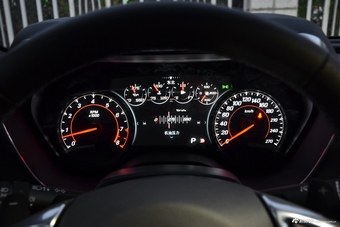 2017款科迈罗2.0T自动RS