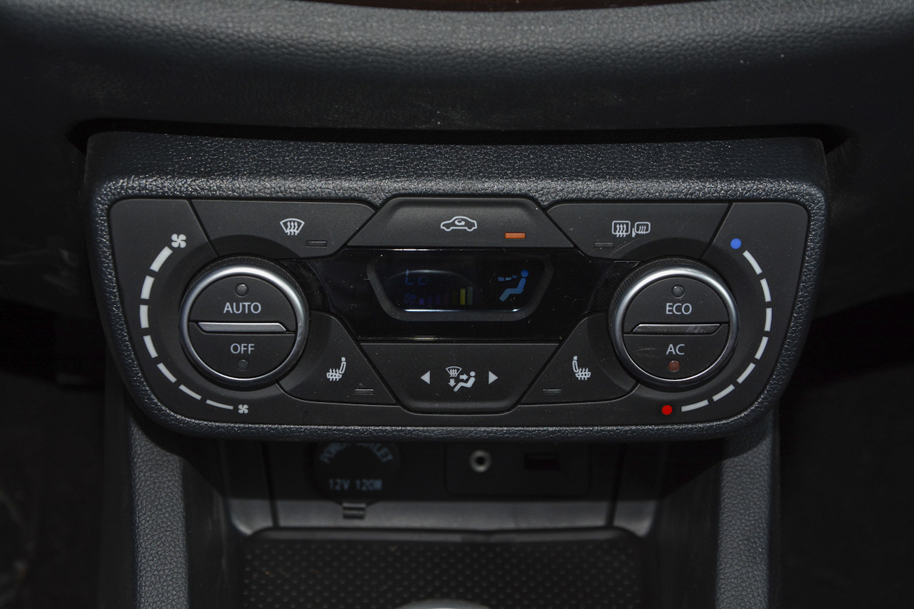 2018款森雅R7C 1.6L 手动豪华型