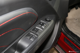 2016款东南DX3 1.5L手动尊贵型