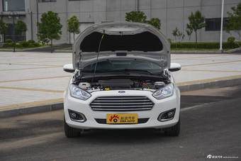 2017款福睿斯幸福版1.5L自动时尚型