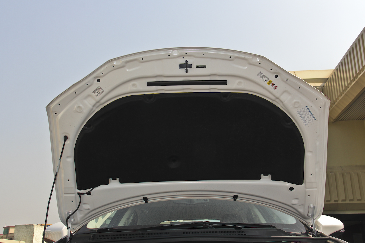 2017款雷克萨斯CT200h 舒适版单色