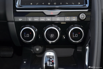 2018款捷豹E-PACE 2.0T自动P200