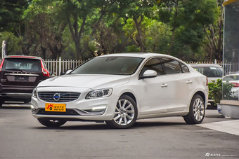 2017款沃尔沃S60L 2.0T自动T4智远版