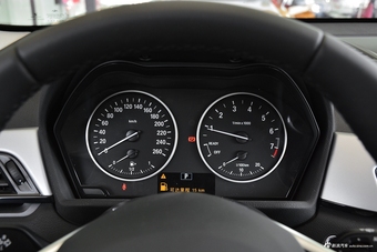 2016款宝马X1 1.5T自动sDrive18Li时尚型