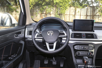 2017款北汽威旺M50F 1.5L手动舒适型