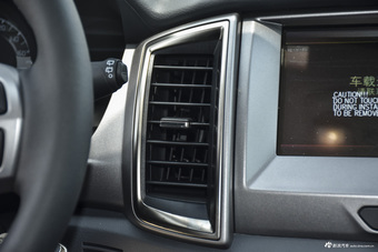 2016款撼路者2.0T自动两驱豪华版汽油