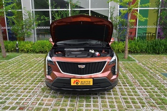 2018款XT4 2.0T四驱铂金运动版28T