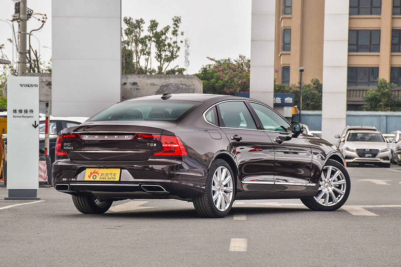 2017款沃尔沃S90 2.0T自动T5智尊版
