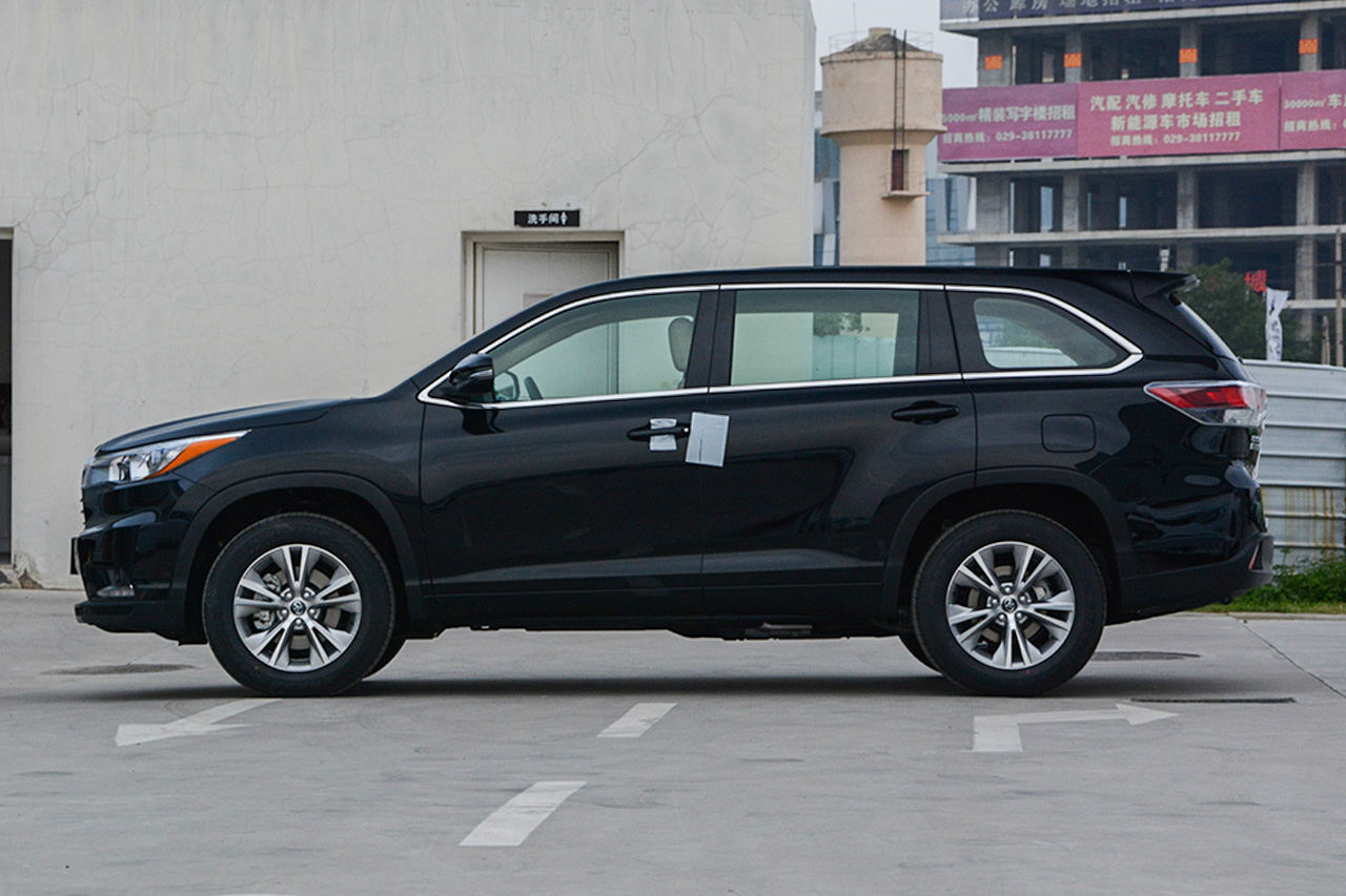 2017款汉兰达2.0T自动四驱精英版7座