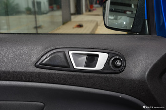 2013款翼搏1.5L自动风尚型 情调蓝