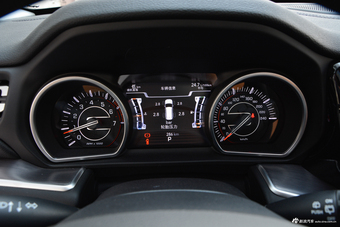 2018款大指挥官2.0T自动四驱智享版