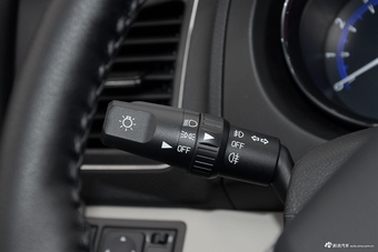 2017款风行S500 1.5L 手动豪华型 （灰色）