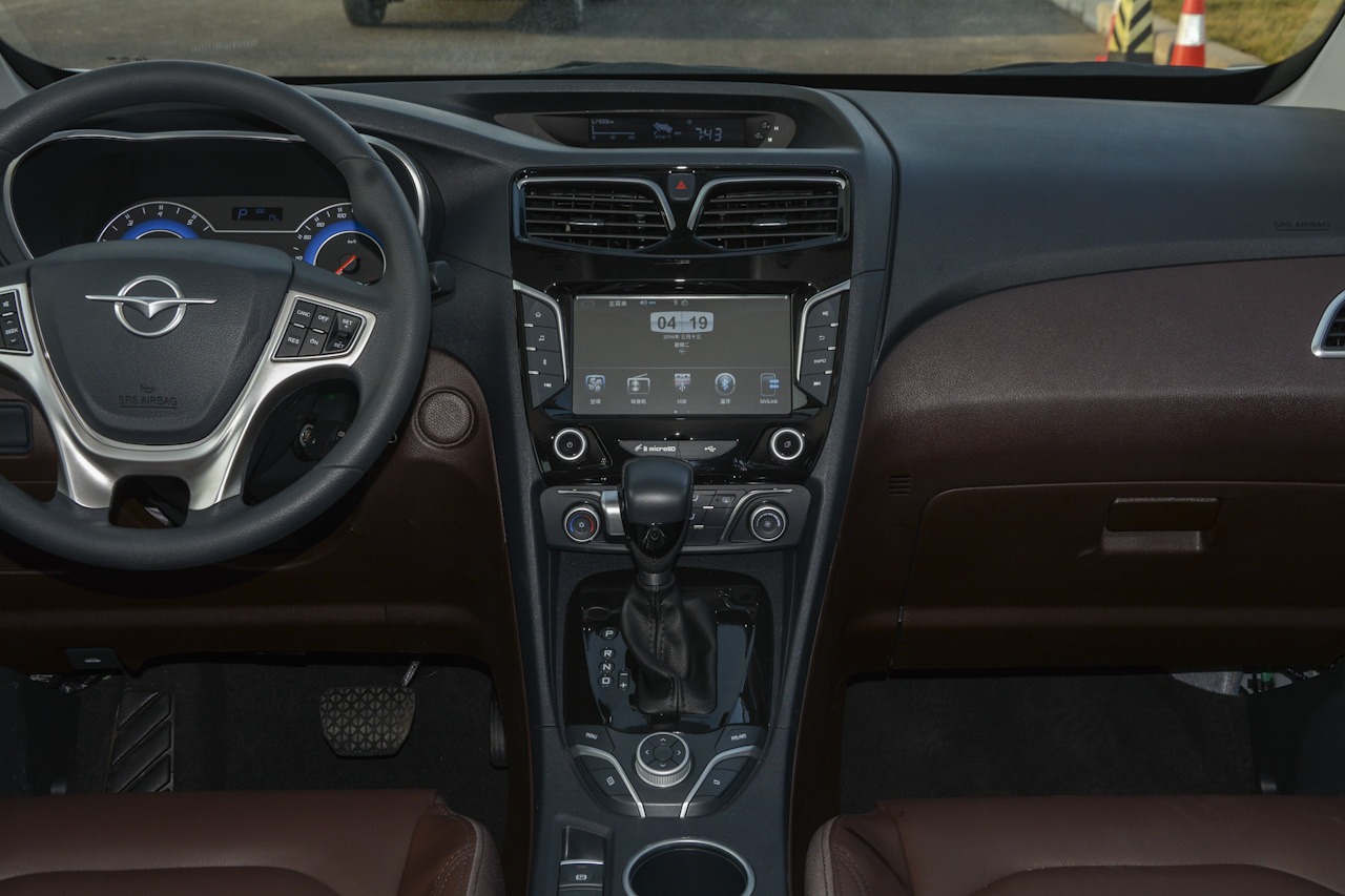 2017款福美来F7 1.5T 7座自动标准型