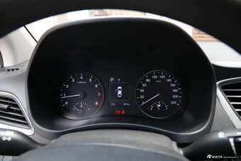 2016款悦纳1.4L自动精英版TOP