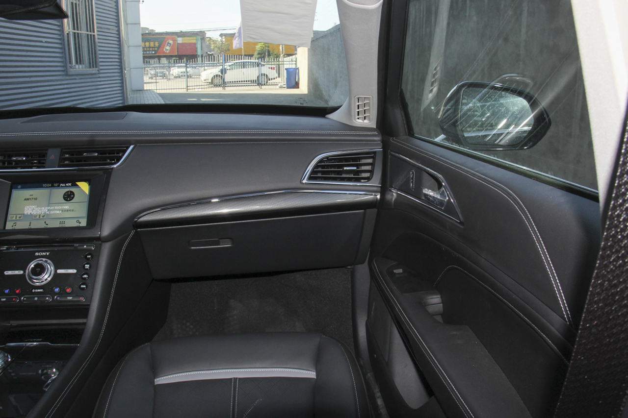 2018款金牛座2.0T自动卓越型EcoBoost 245