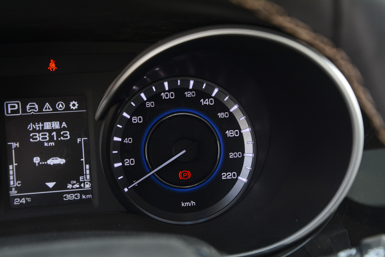 2018款逸动1.6L GDI自动尊尚型 