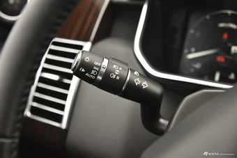 2016款揽胜3.0自动V6 SC Vogue