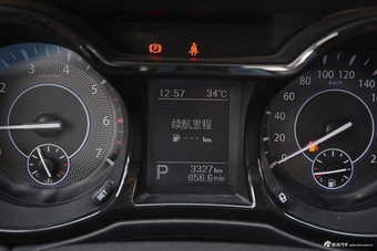 2016款驭胜S350 2.0T自动四驱汽油超豪华版5座