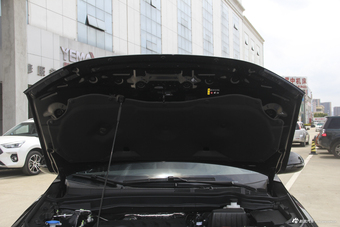 2018款哈弗H6运动版1.5T自动两驱精英型蓝标