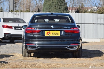 2018款宝马7系730Li 2.0T自动尊享型卓越套装