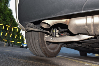 2017款奔驰A级 A200 1.6T自动动感型